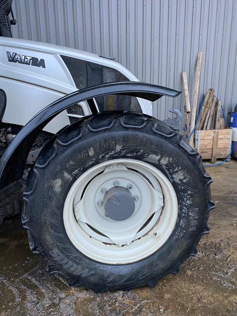 Tracteur VALTRA N143 Versu - photo slide 7
