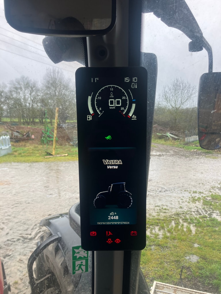 Tracteur VALTRA N155V - photo slide 13