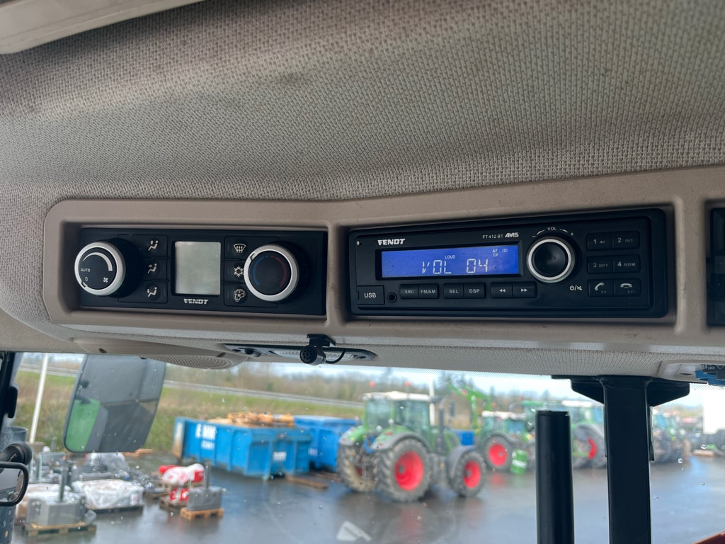 Tracteur FENDT 714 VARIO PROFI - photo slide 14