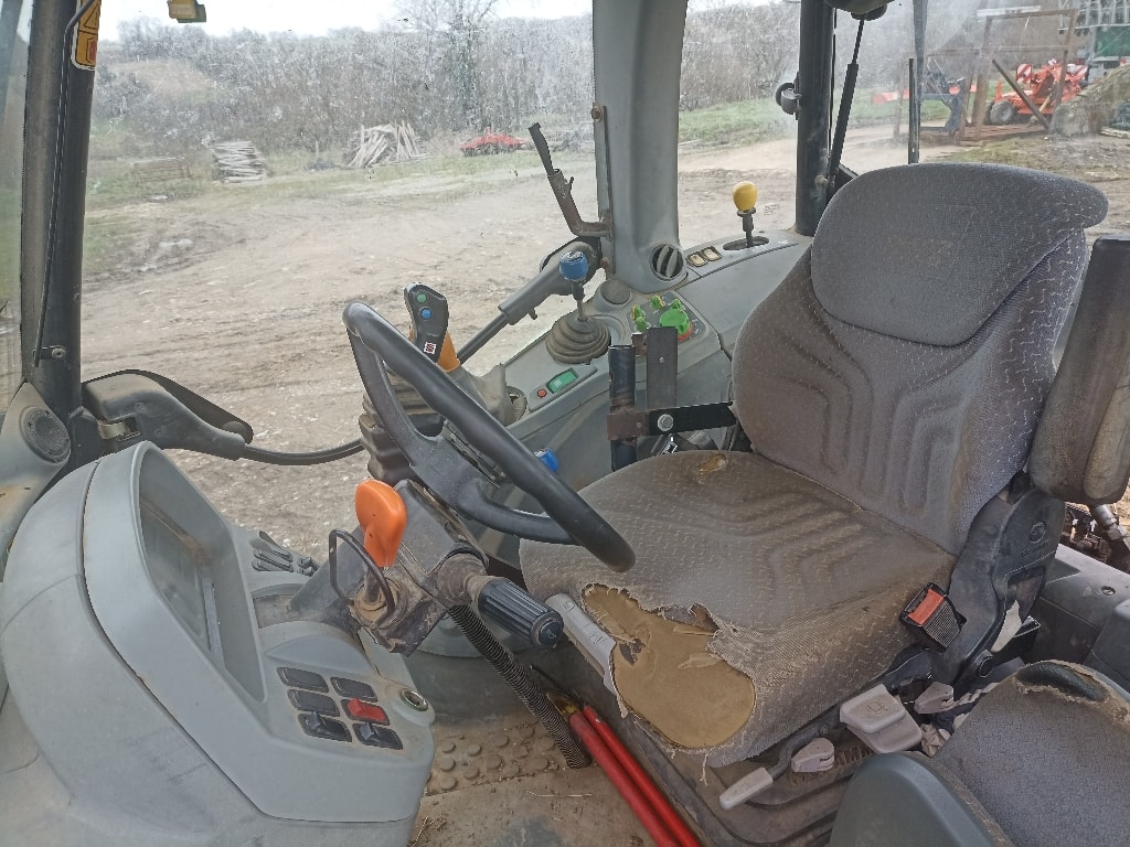 Tracteur chargeur DEUTZ FAHR AGROTRON K 430 - photo slide 23
