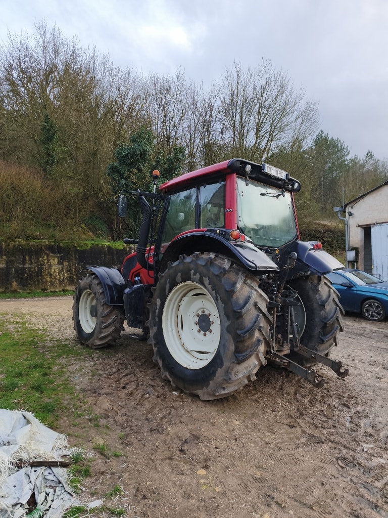 Tracteur VALTRA N113H5 - photo slide 4