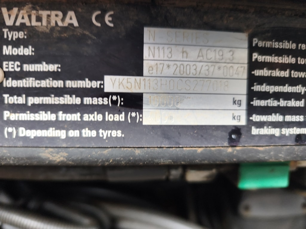 Tracteur VALTRA N113H5 - photo slide 5
