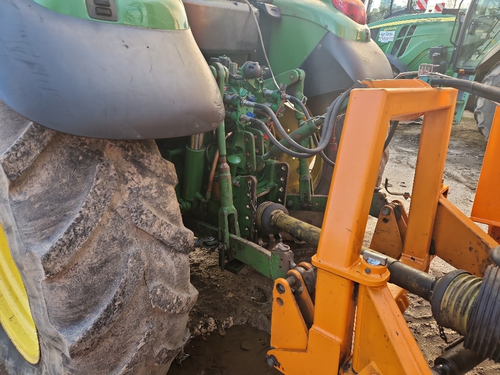 Tracteur JOHN DEERE 6330 STD - photo slide 8