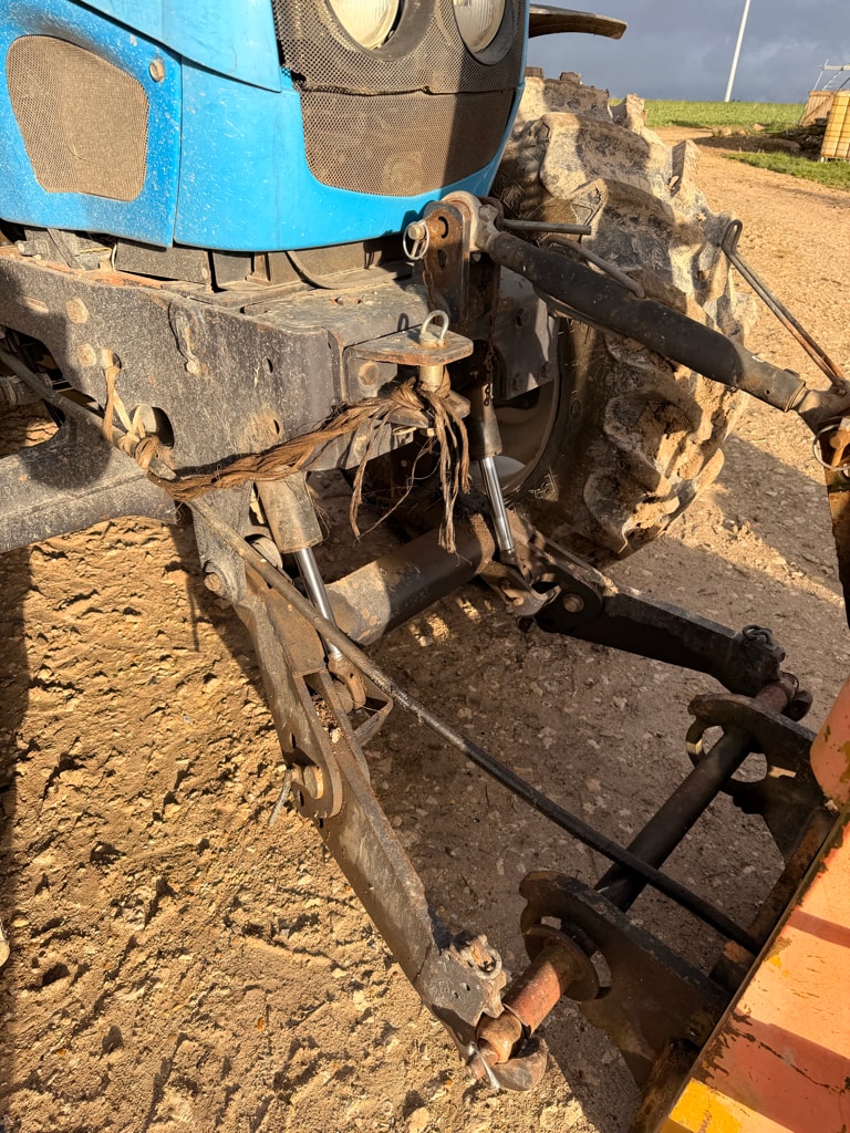 Tracteur LANDINI LEGEND 135 TDI - photo slide 8