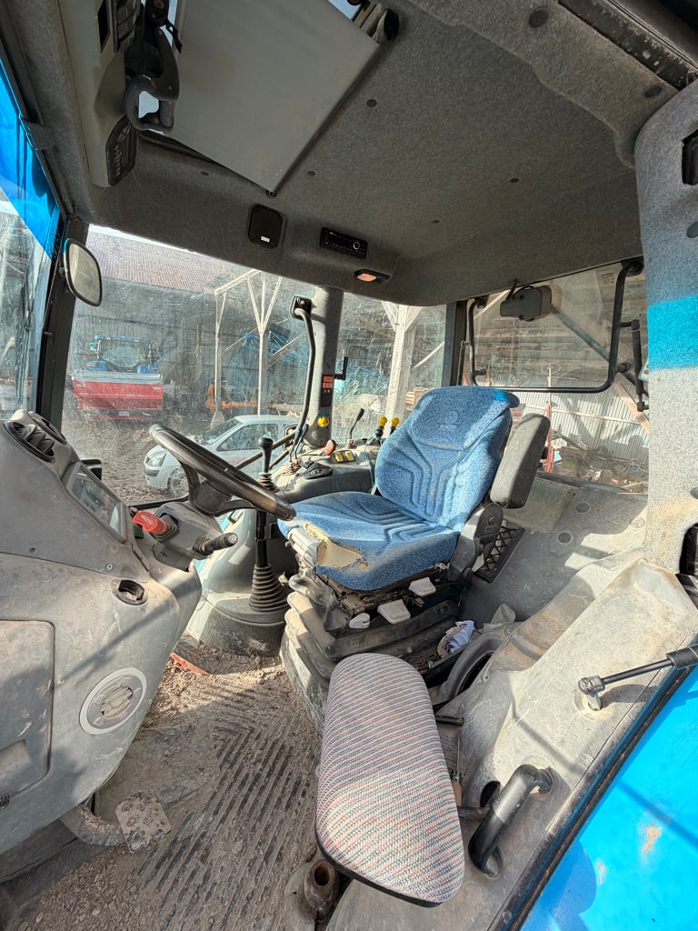 Tracteur LANDINI LEGEND 135 TDI - photo slide 15