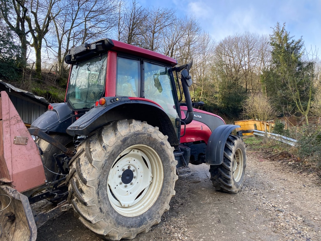 Tracteur VALTRA T 121 CLASSIC - photo slide 3