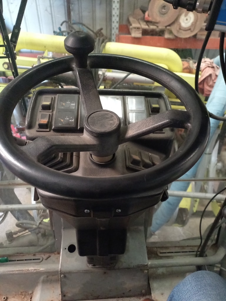 Tracteur enjambeur DEROT DTH 140  - photo slide 14