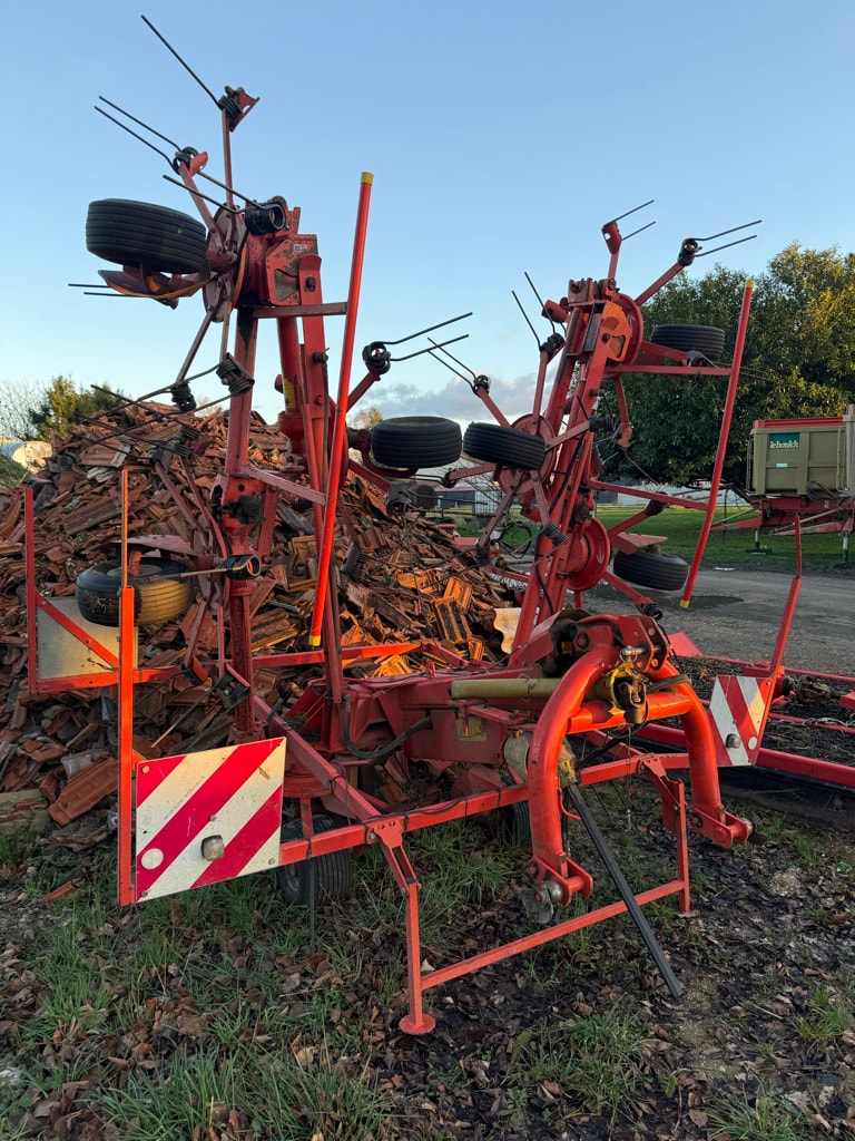 Faneuse KUHN Gf8501 mh - photo slide 1