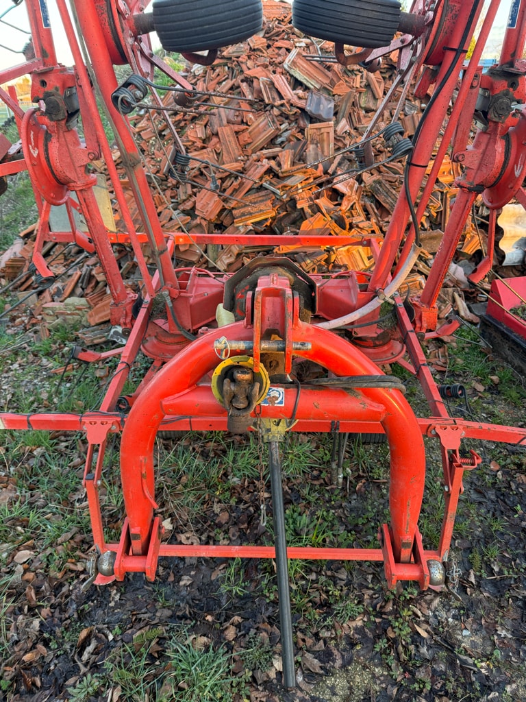 Faneuse KUHN Gf8501 mh - photo slide 5
