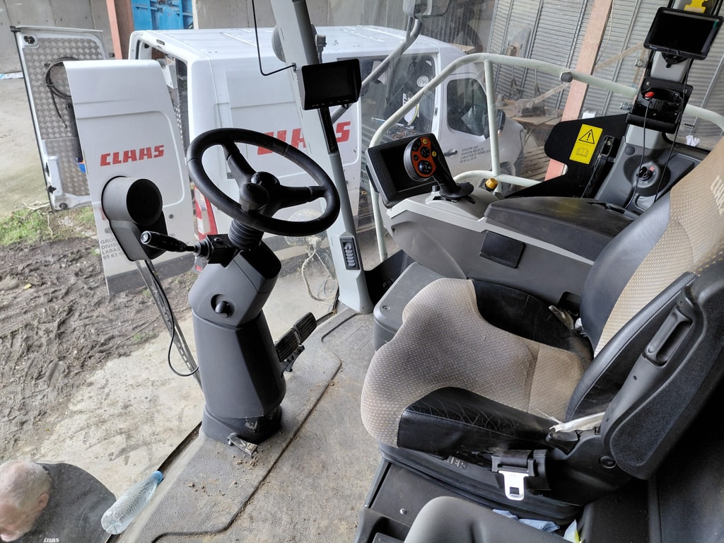 Ensileuse CLAAS JAGUAR 930 - photo slide 14