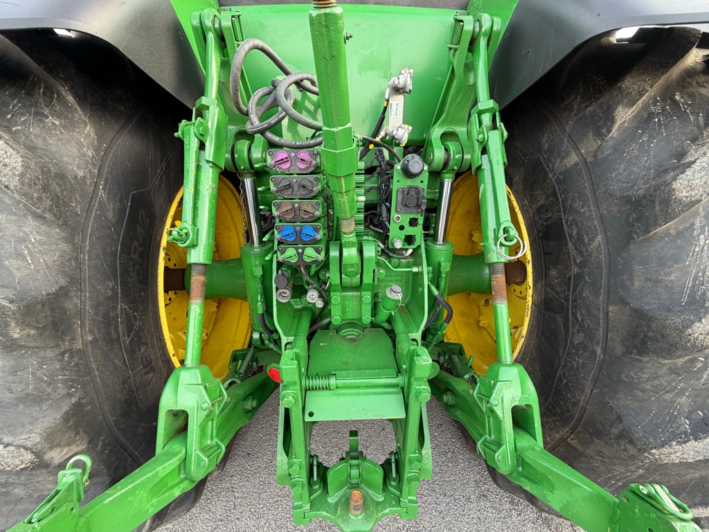 Tracteur JOHN DEERE 8285R - photo slide 12