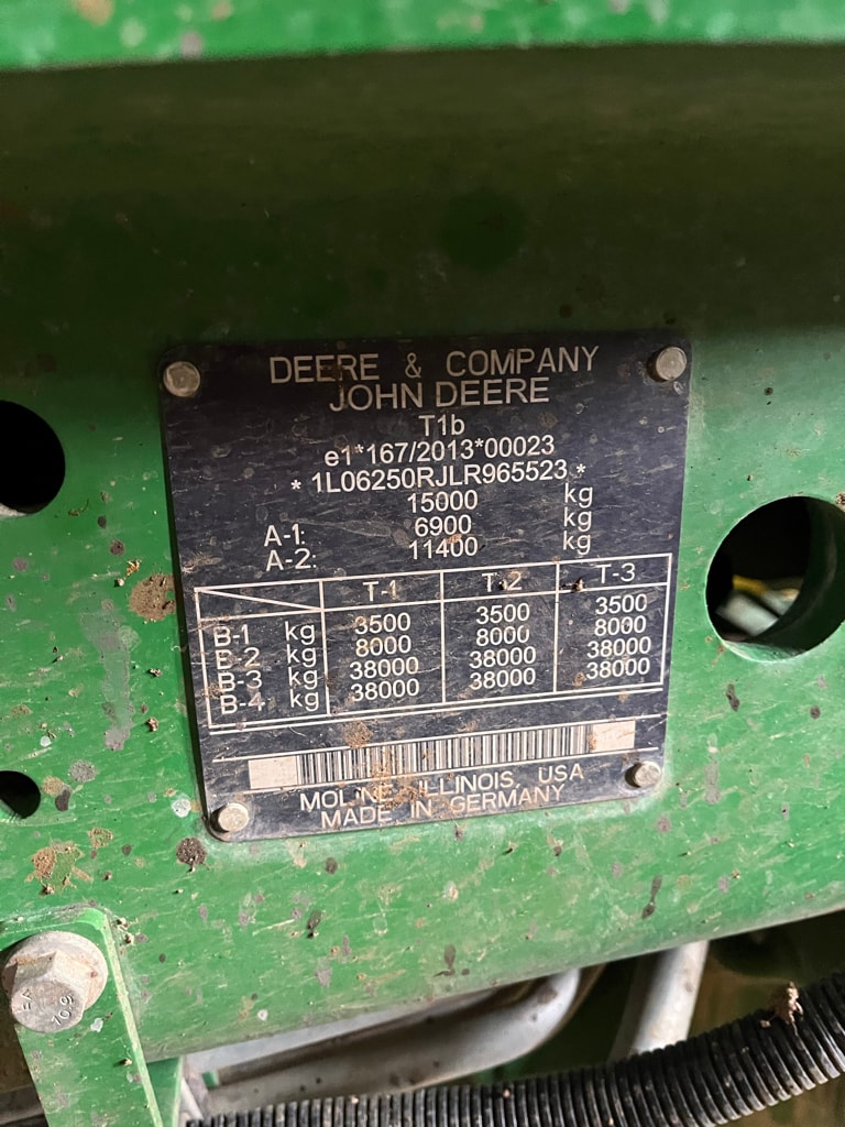 Tracteur JOHN DEERE 6250R - photo slide 8