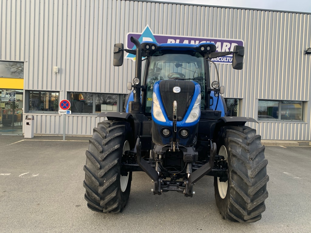 Tracteur NEW HOLLAND T7210 - photo slide 5