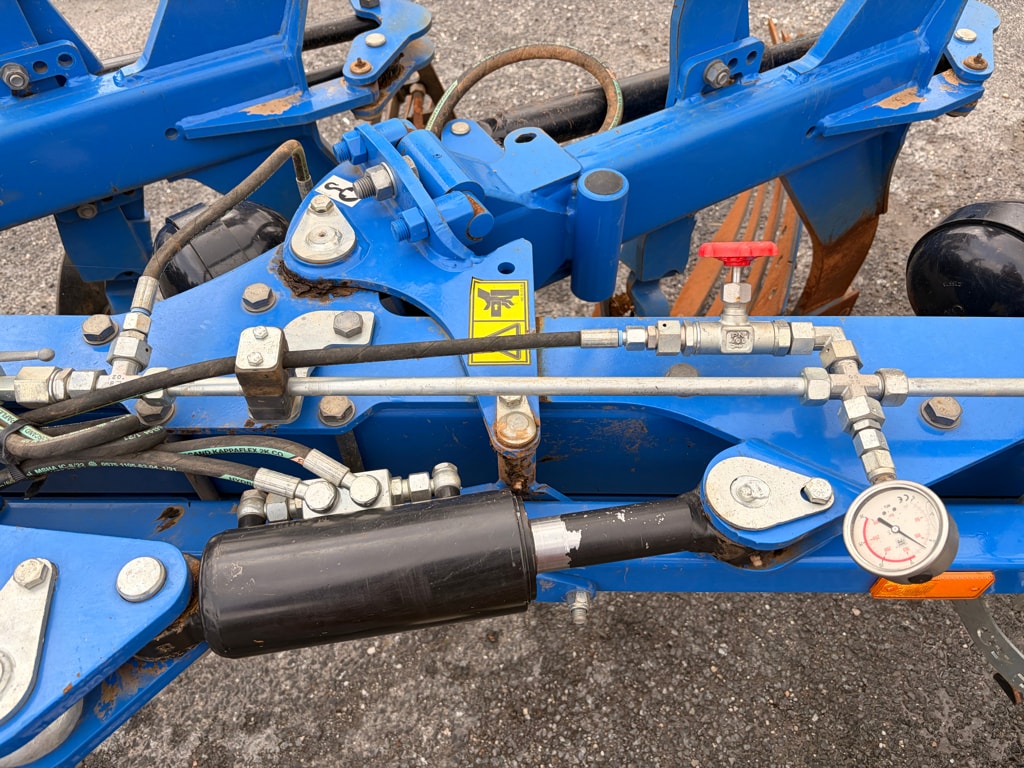 Charrue OVERUM Pmv4875h - photo slide 2