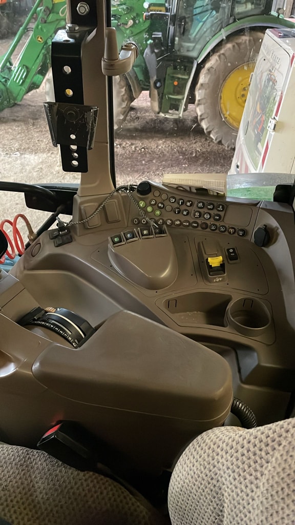 Tracteur JOHN DEERE 6195M - photo slide 8
