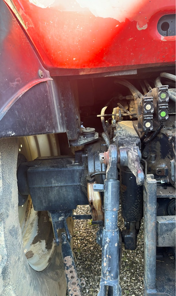 Tracteur VALTRA C90 - photo slide 9