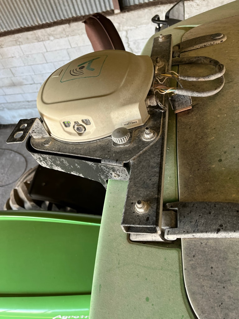 Tracteur DEUTZ FAHR 7250 AGROTRON TTV - photo slide 14