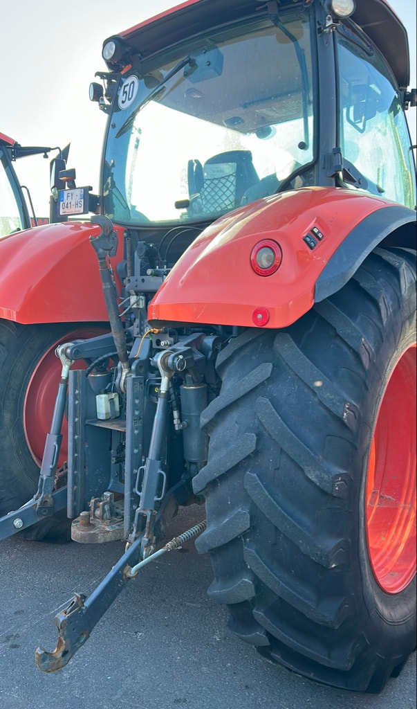 Tracteur KUBOTA M7133 - photo slide 10