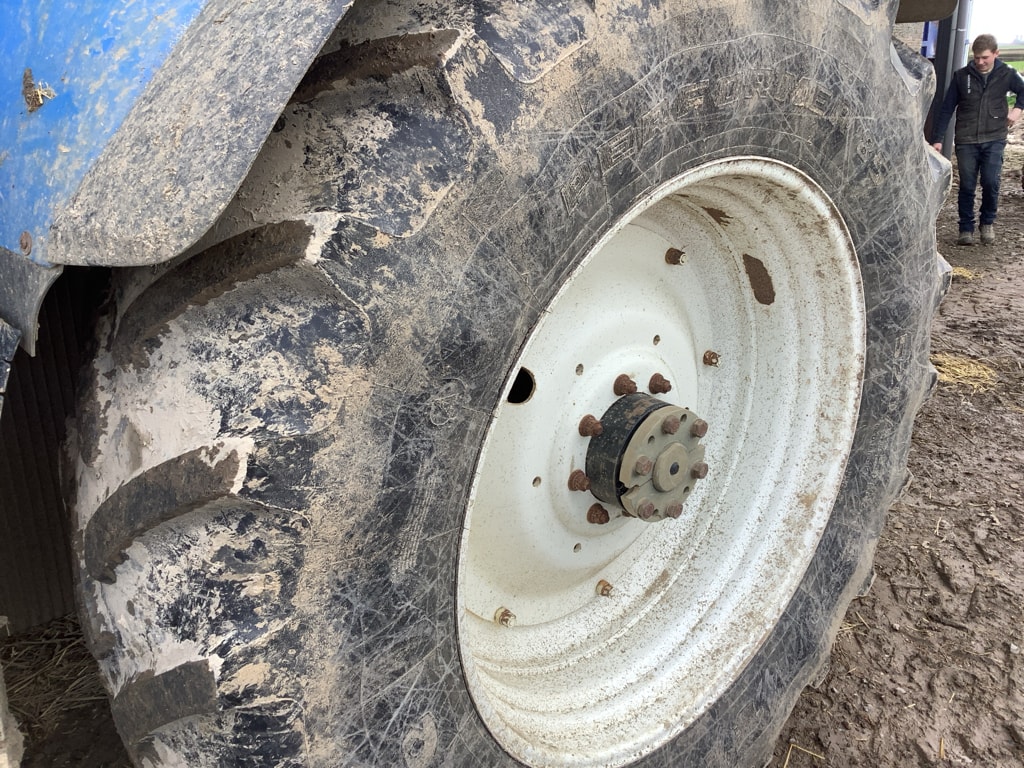 Tracteur NEW HOLLAND T6090 ACTIVE - photo slide 6