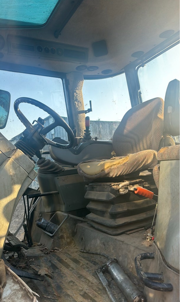 Tracteur MASSEY FERGUSON 6245 - photo slide 12