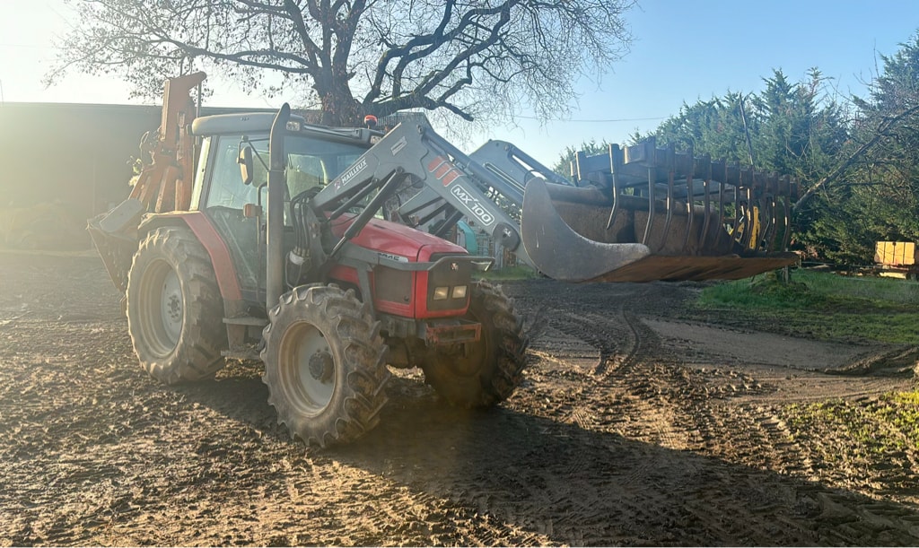 Tracteur MASSEY FERGUSON 6245 - photo slide 2