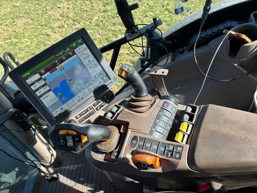 Tracteur JOHN DEERE 6R185 - photo slide 8