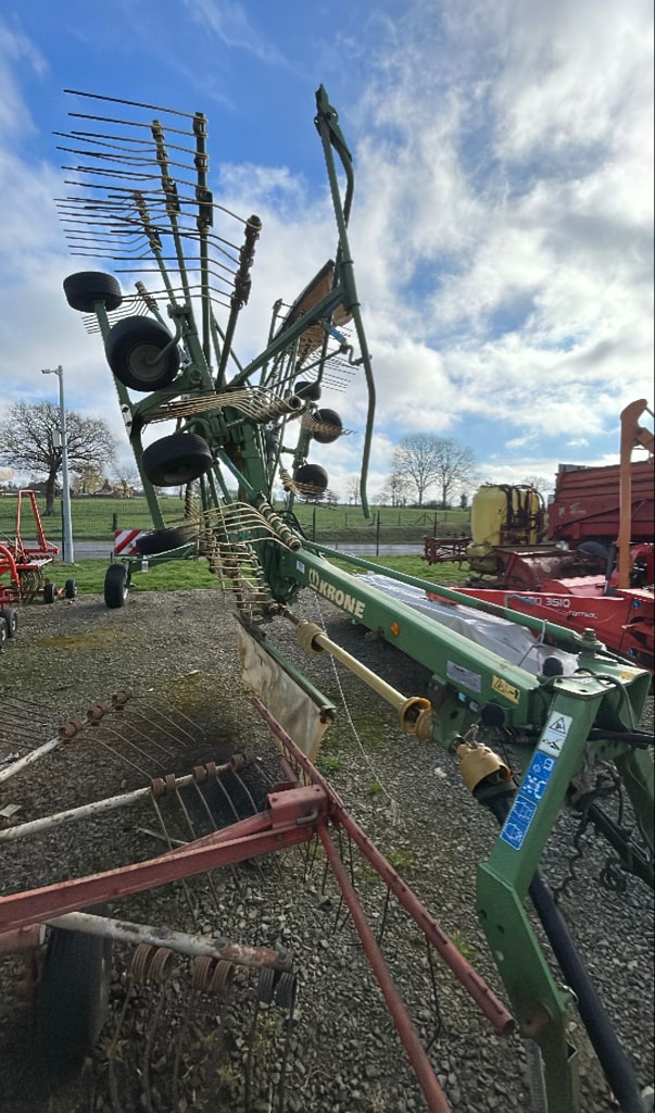 Andaineur KRONE Swardo 810 - photo slide 2