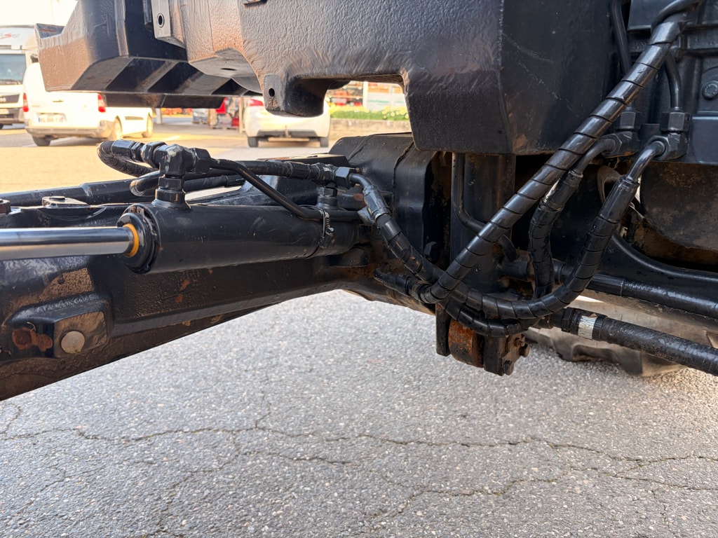 Tracteur CASE IH MAXXUM 115 MULTICONTROLLER - photo slide 12