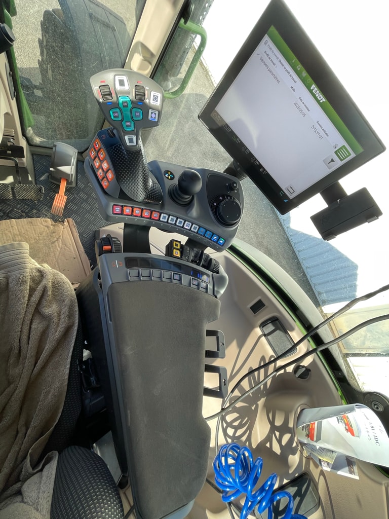Tracteur FENDT 516 VARIO POWER - photo slide 18