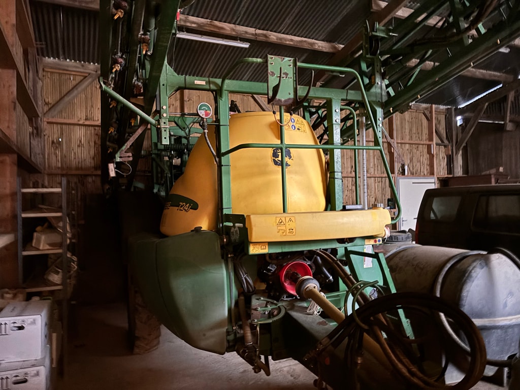 Pulverisateur JOHN DEERE 724i - photo slide 2