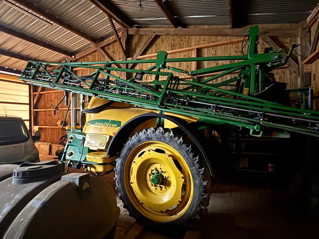 Pulverisateur JOHN DEERE 724i - photo slide 1