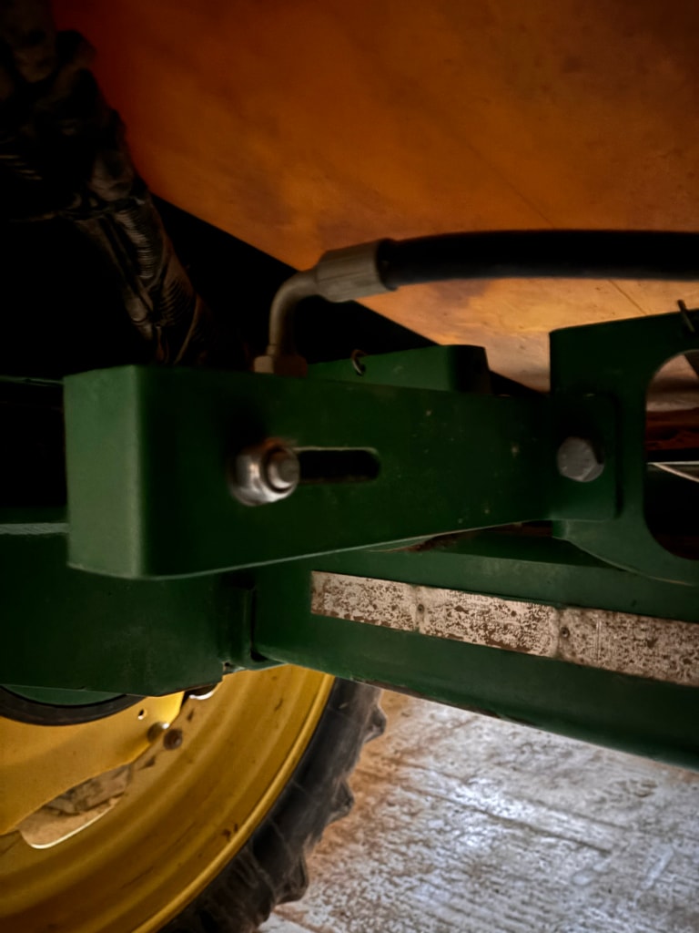 Pulverisateur JOHN DEERE 724i - photo slide 12
