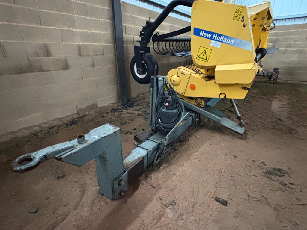 Pick-up NEW HOLLAND 366W - photo slide 3