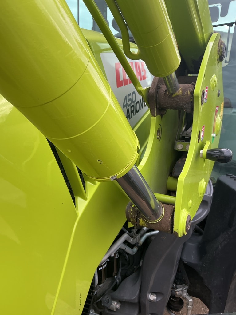 Tracteur chargeur CLAAS ARION 450 - photo slide 13