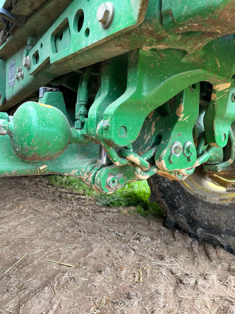 Tracteur chargeur JOHN DEERE 6115M - photo slide 15