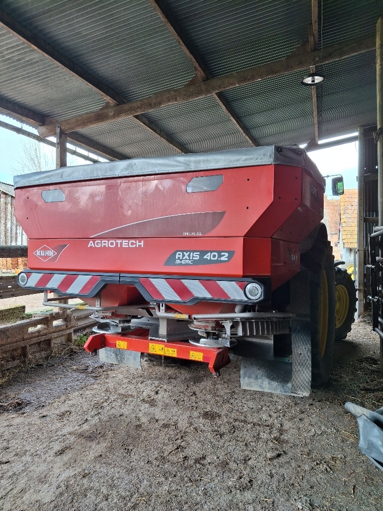 Epandeur engrais KUHN Axis 40.2 M-EMC IPRO - photo slide 3