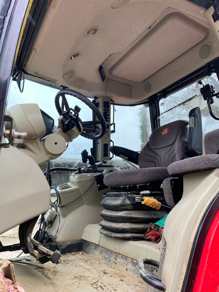 Tracteur MASSEY FERGUSON 6613 DYNA-4 ESSENTIAL - photo slide 17