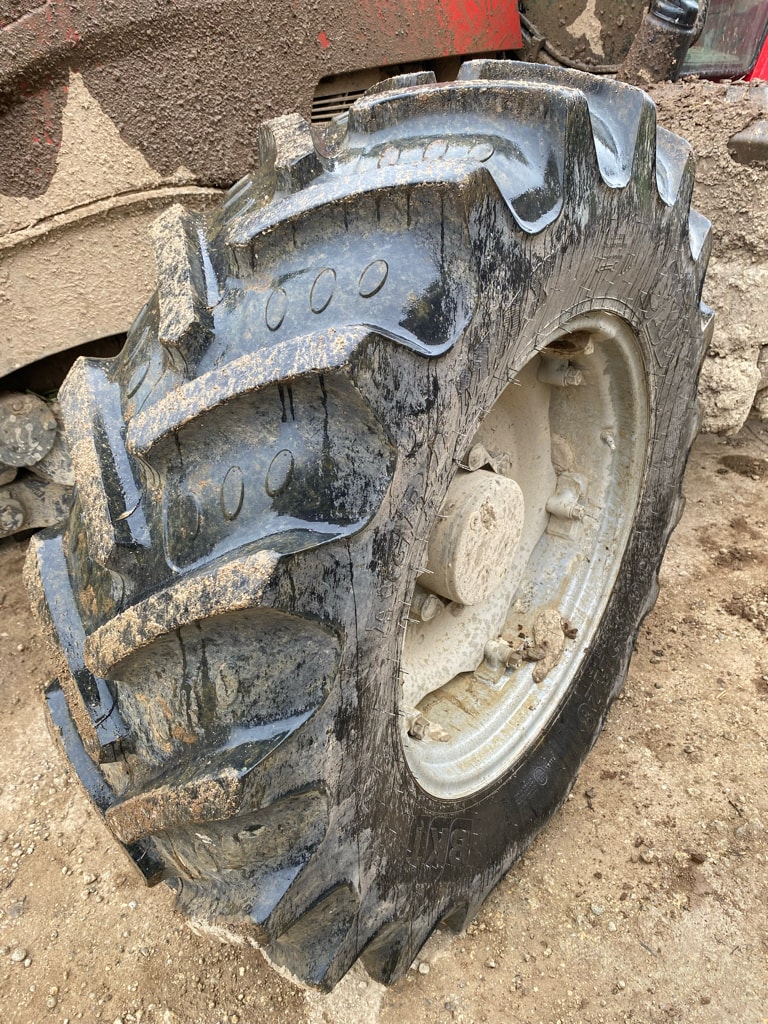 Tracteur MASSEY FERGUSON 6613 DYNA-4 ESSENTIAL - photo slide 6