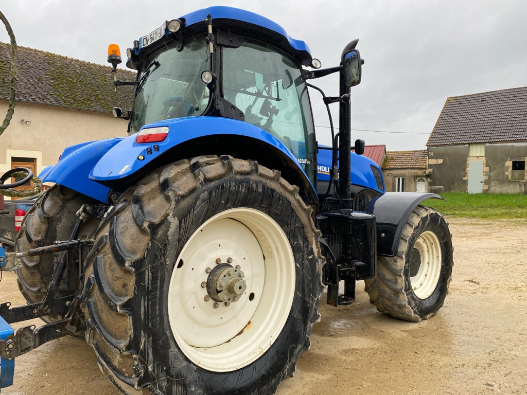 Tracteur NEW HOLLAND T7.220 - photo slide 3