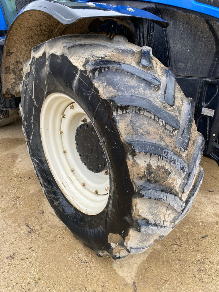 Tracteur NEW HOLLAND T7.220 - photo slide 6