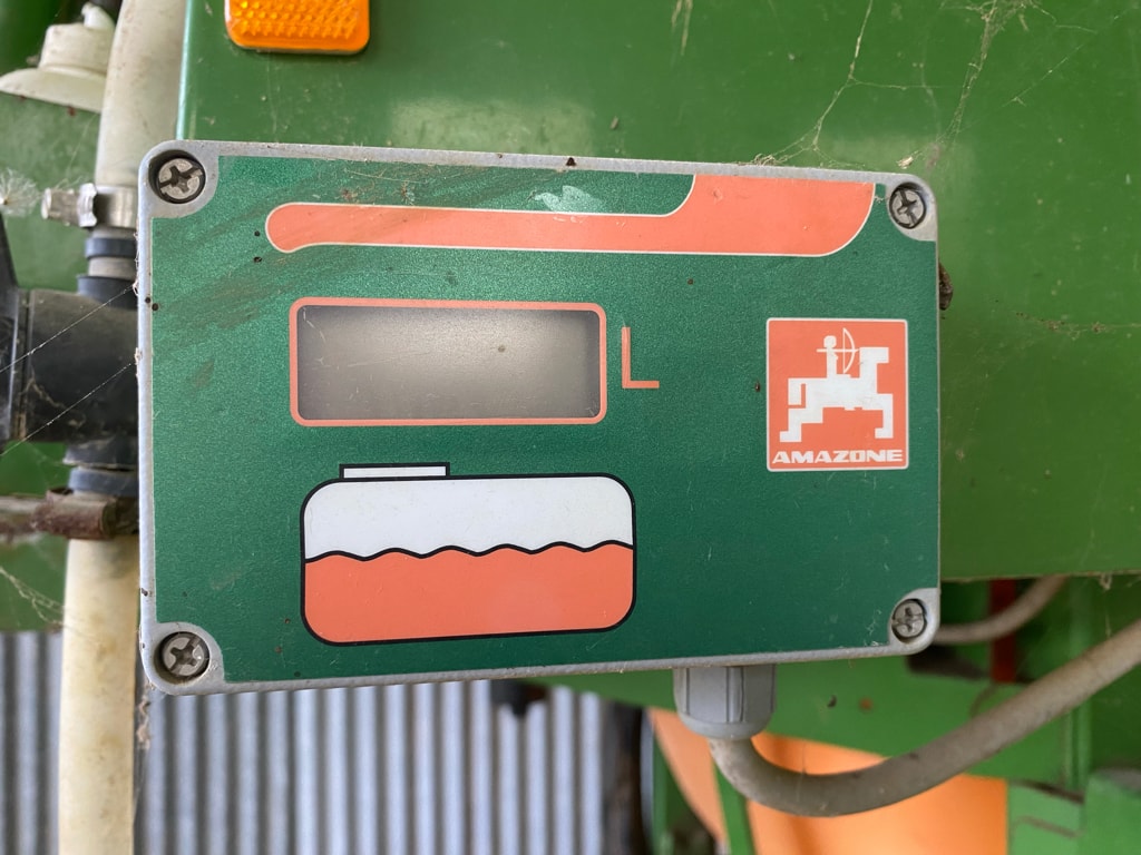 Pulverisateur AMAZONE UX 3200 special - photo slide 7
