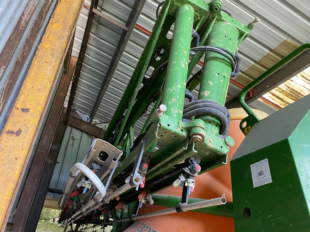 Pulverisateur AMAZONE UX 3200 special - photo slide 8