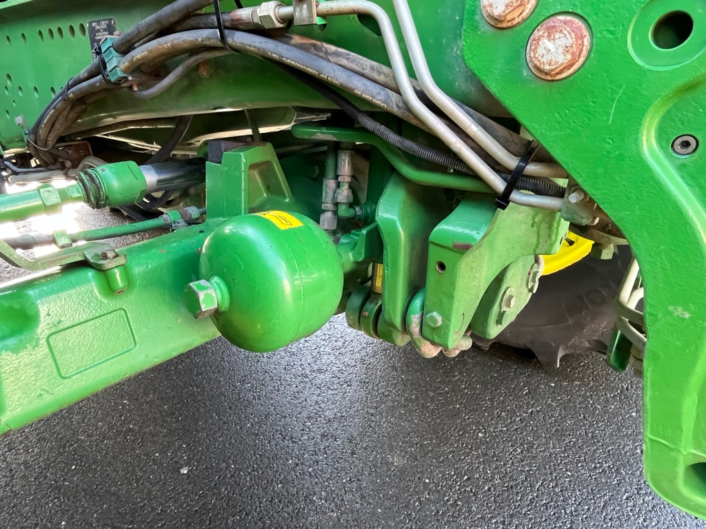 Tracteur JOHN DEERE 6155R - photo slide 10
