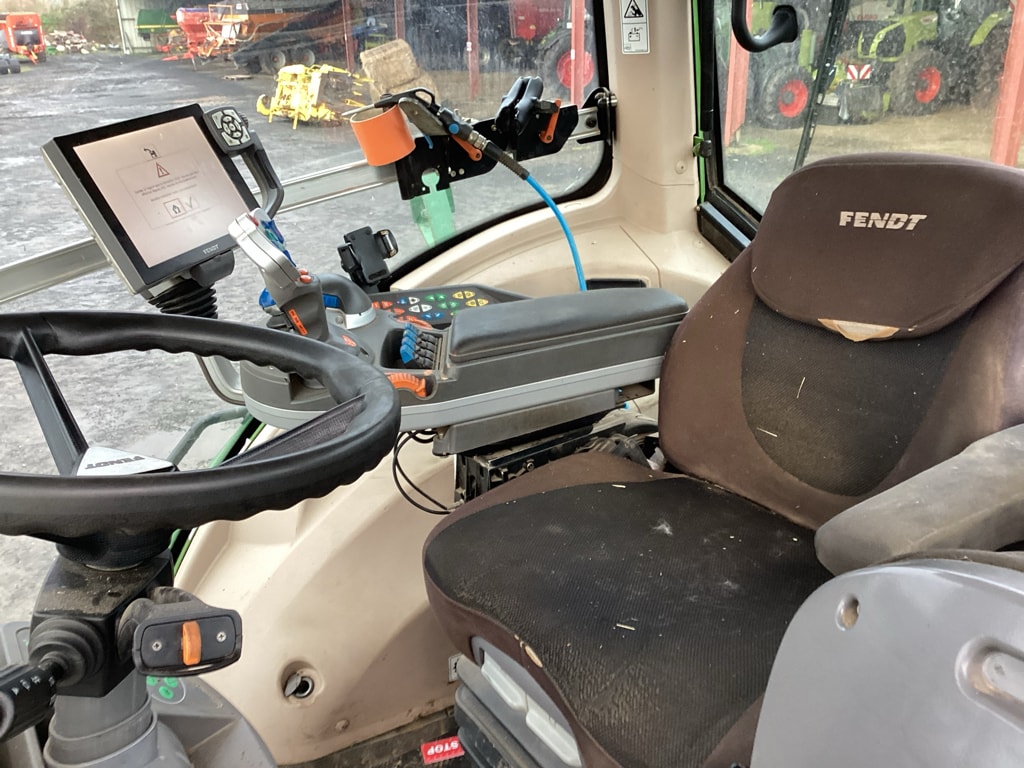 Tracteur FENDT 826 S4 profi + - photo slide 9
