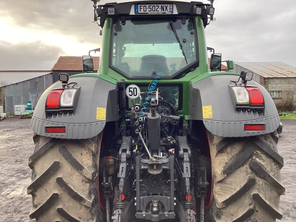 Tracteur FENDT 826 S4 profi + - photo slide 7