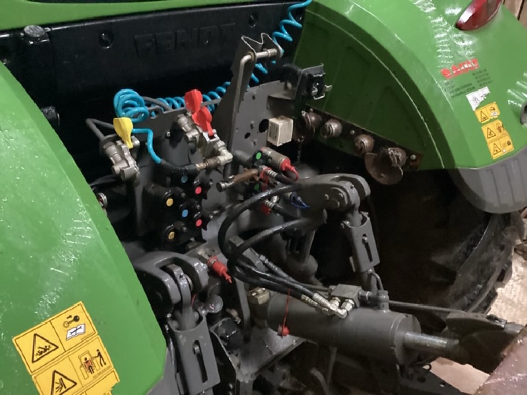 Tracteur FENDT 714 ONE Profi - photo slide 7