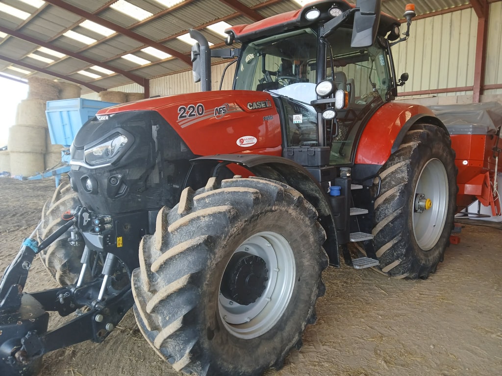 Tracteur CASE IH PUMA 220 - photo slide 8