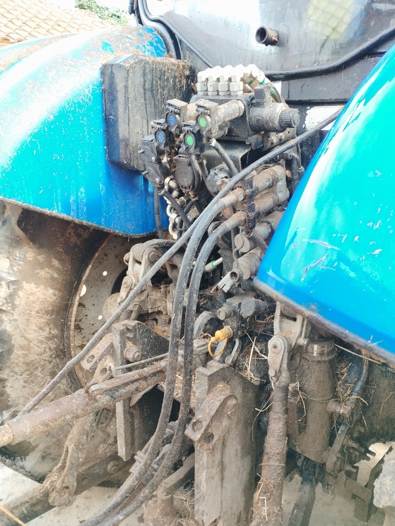 Tracteur NEW HOLLAND T6.175 SW II - photo slide 3