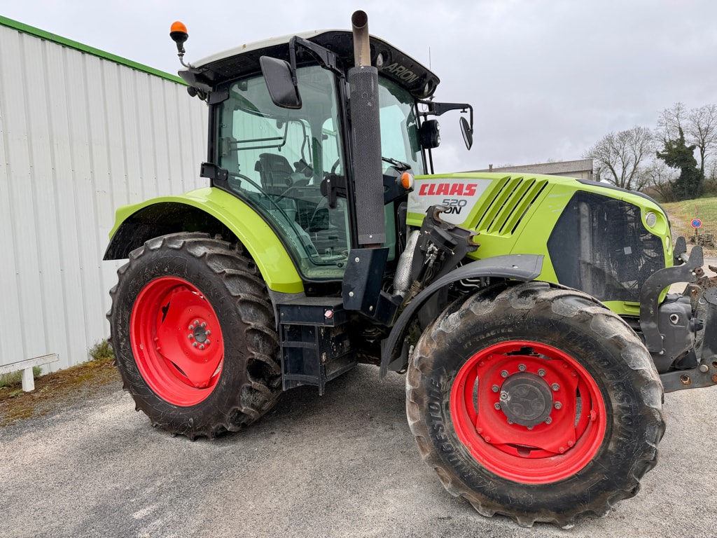 Tracteur CLAAS ARION 520       - photo slide 5