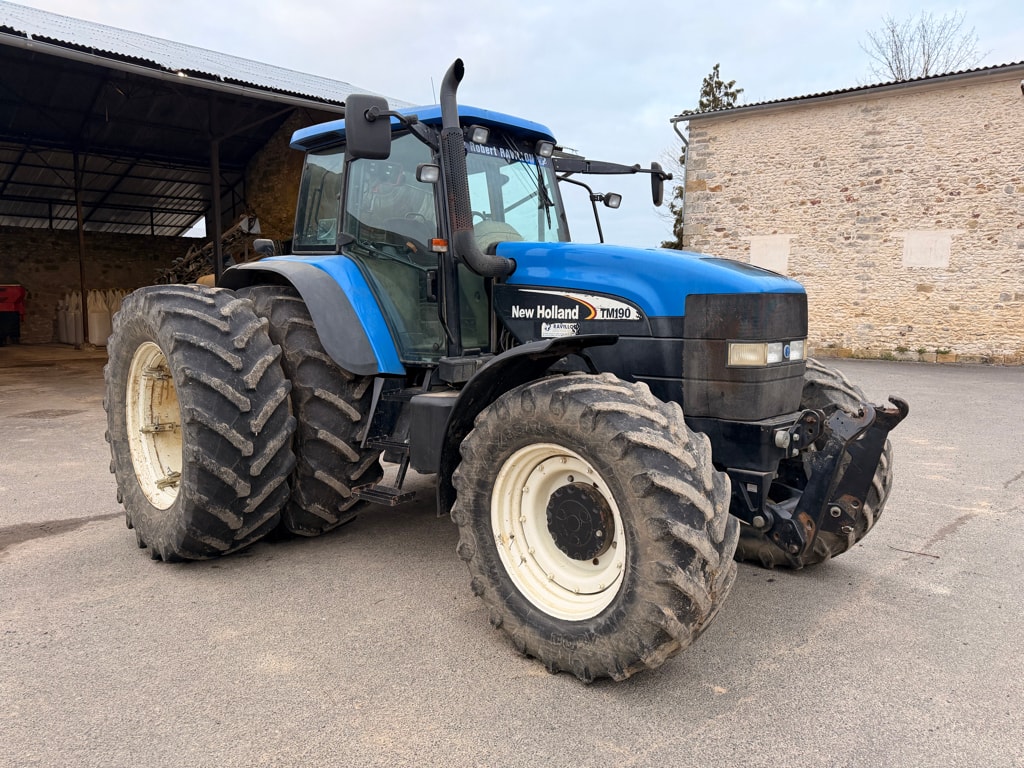 Tracteur NEW HOLLAND TM190 - photo slide 2